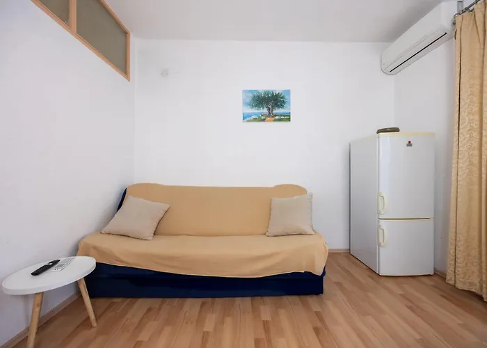 Апартаменты 311b *